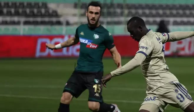 Elini kırdı, kadro dışı kaldı!