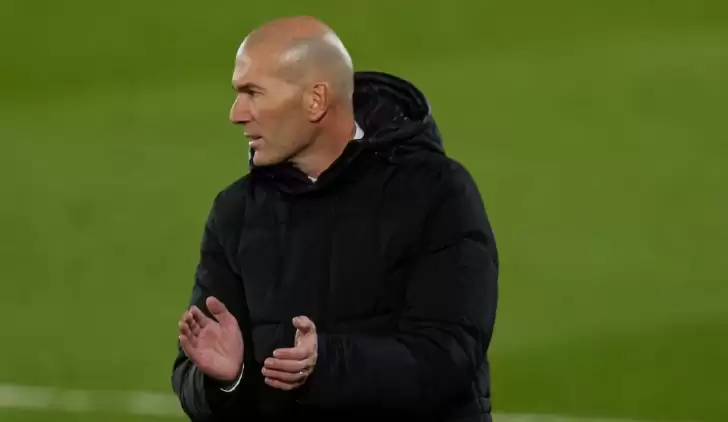 Real Madrid'de Zidane virüse yakalandı