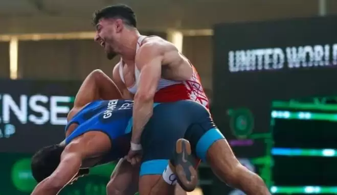 Cengiz Arslan gümüş madalya kazandı