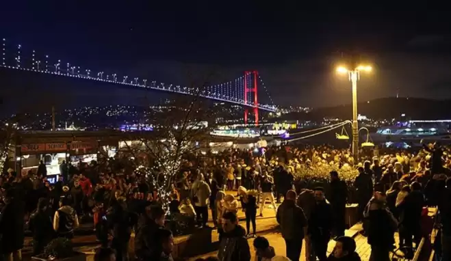 Yılbaşında sokağa çıkma yasağı olacak mı?