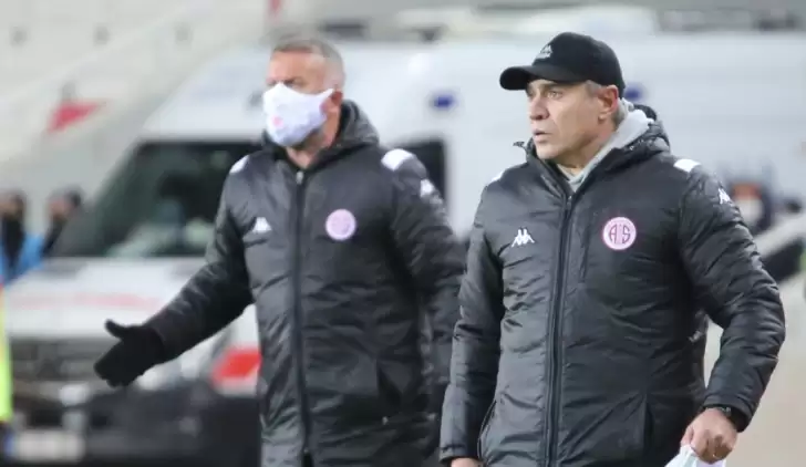 Antalyaspor'un Ersun Yanal kararı!