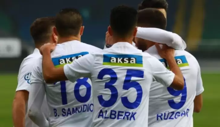 Rizespor ilk yarıda işi bitirdi, turu kaptı!