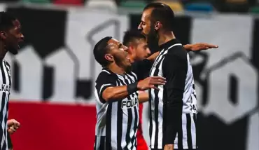 Paixao bir kez daha gol krallığına koşuyor!