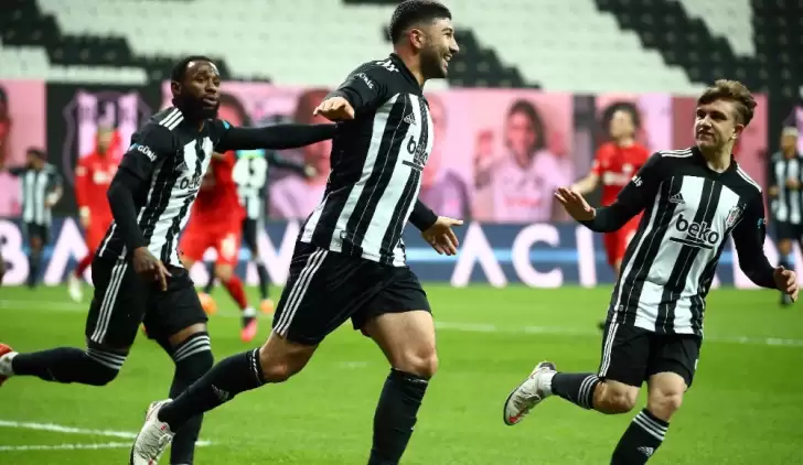 Sergen Yalçın Beşiktaş'ı önce 3. yaptı, şimdi ikinci. Sırada..