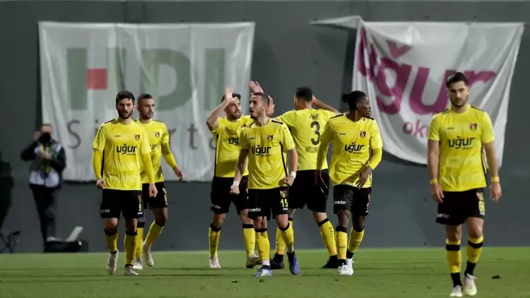 İstanbulspor 3 puanı 3 golle aldı