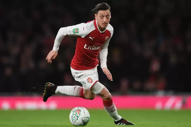 Mesut Özil'in yeni adresi belli oluyor! Görüşme başladı