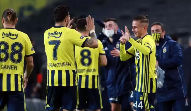 Fenerbahçe'nin beşi bir yerdesi!