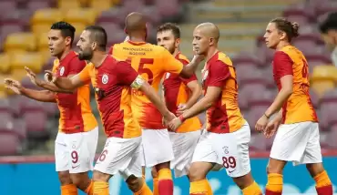 Galatasaray'da Mesut Özil patlaması!