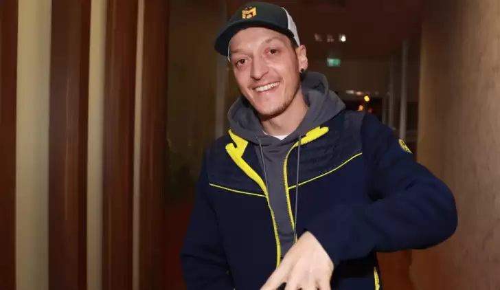 Mesut Özil hangi maçta sahada olacak?