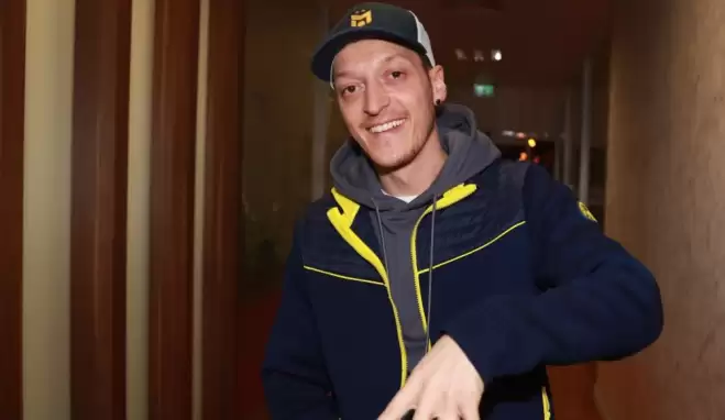 Mesut Özil hangi maçta sahada olacak?
