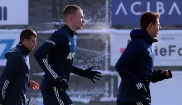 Fenerbahçe'nin yeni transferi sahaya indi!