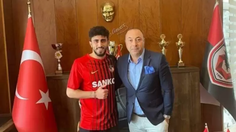 Bilal Başacıkoğlu, Süper Lig ekibine imzayı attı