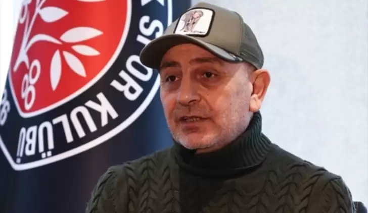 "Dünyanın en iyi 10 numarası Mesut Özil'i Türkiye'ye getirdiler"