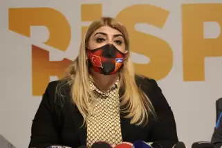 Berna Gözbaşı'dan son dakika teknik direktör açıklaması!