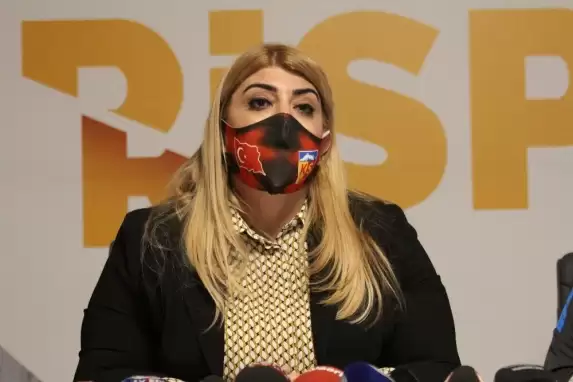 Berna Gözbaşı: “Bu sevda bitmez”