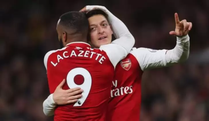 Lacazette konuştu: "Mesut Özil gibi bir 10 numaraya..."