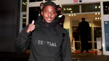 Fenerbahçe'nin yeni transferi İstanbul'a geldi!