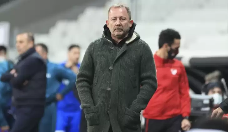 Hem Sergen Yalçın'ın hem Vodafone Park'ın sihri bitti