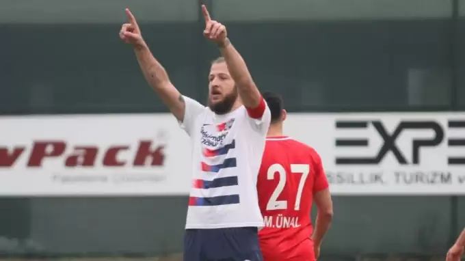 "Batuhan Karadeniz ele avuca sığmıyor"