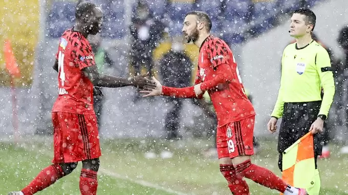 Tosun Paşa 1150 gün sonra gollerle döndü