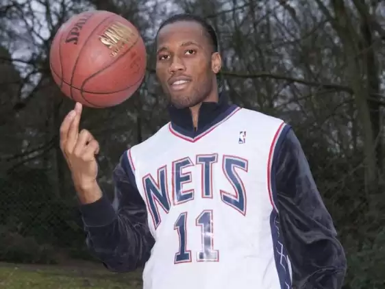 Drogba’dan basketbol şov!