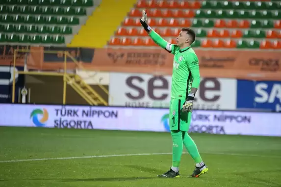 İtalyanlar duyurdu! Muslera ile görüşmeler başladı...