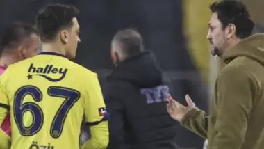 İki devre, iki ayrı Mesut Özil