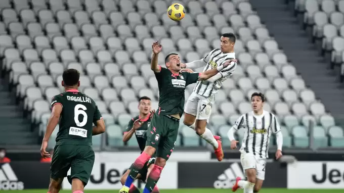 Cristiano Ronaldo havada asılı kaldı! CR7 Airlines...