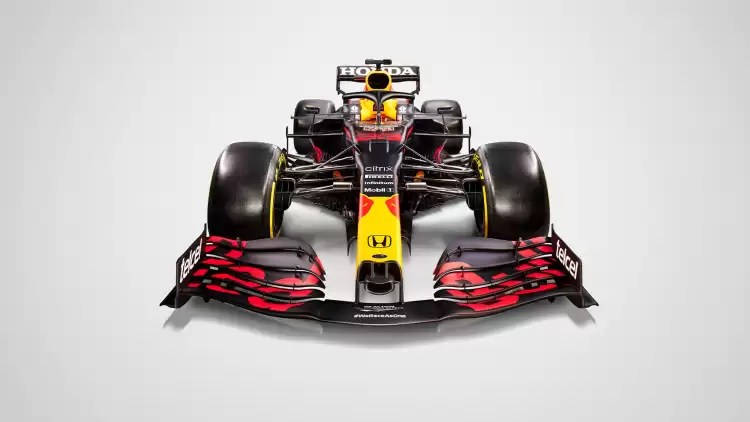 Red Bull'un 2021 F1 aracı 'RB16B' tanıtıldı! 