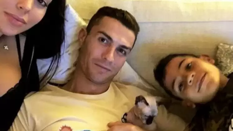 Ronaldo hastalanan kedisini özel jetle İspanya’ya gönderdi