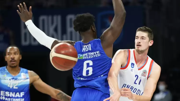 Anadolu Efes’in bileği bükülmüyor