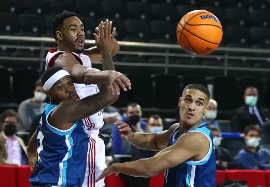 Türk Telekom'dan SIG Strasbourg'a geçit yok