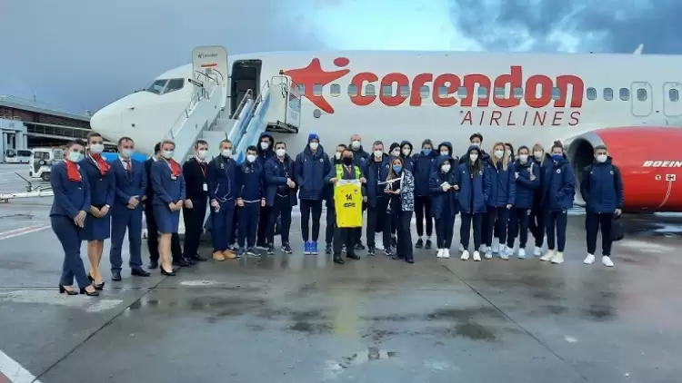 Fenerbahçe Kadın Voleybol Takımı'na özel uçak