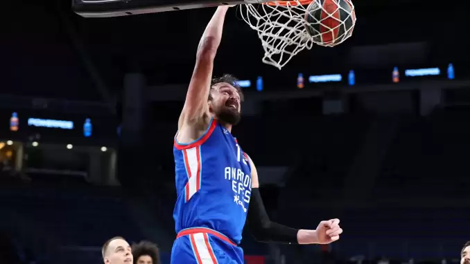 Euroleague'de rekorlar gecesi! Anadolu Efes, Sertaç Şanlı...