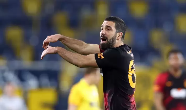 Arda Turan: "Biz yetmezsek herkese yetecek Fatih Terim çıkar konuşur"