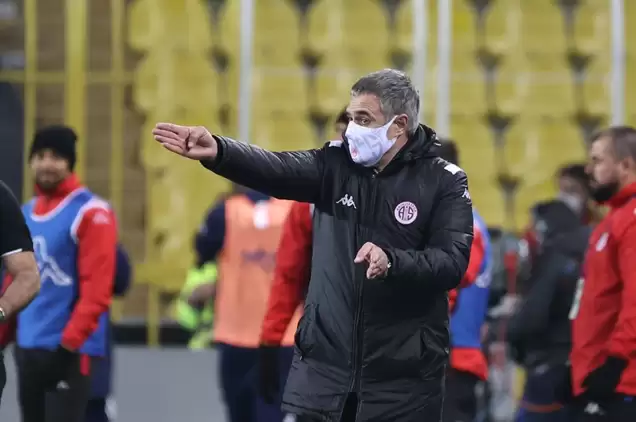 Ersun Yanal: “Bugün takımımız için özel bir gündü”