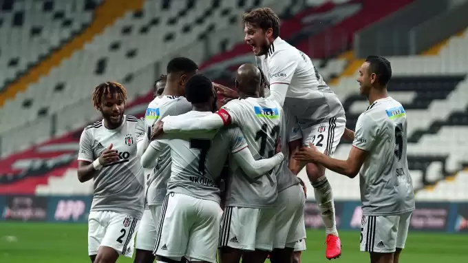 Beşiktaş’a bir iyi bir kötü haber! Sakatların son durumu belli oldu...