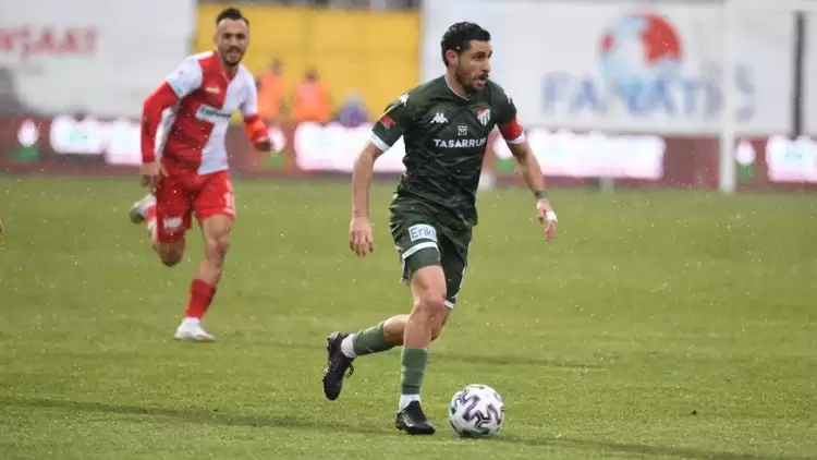 Bursaspor'da Özer Hurmacı ameliyat oldu