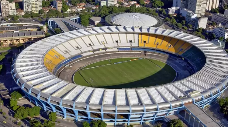 Maracana Stadı'na Brezilyalı efsane futbolcu Pele'nin adı veriliyor