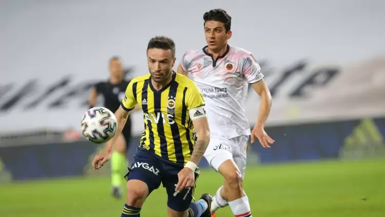 Fenerbahçe'ye derbi öncesi Gökhan Gönül şoku!