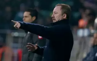 Sergen Yalçın'ın da Vodafone'un da bileği bükülmüyor!