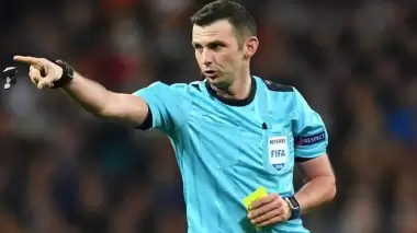 Hollanda maçının hakemi belli oldu