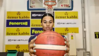 Fenerbahçe’nin yıldızı Satou Sabally’den ırkçılık mesajı