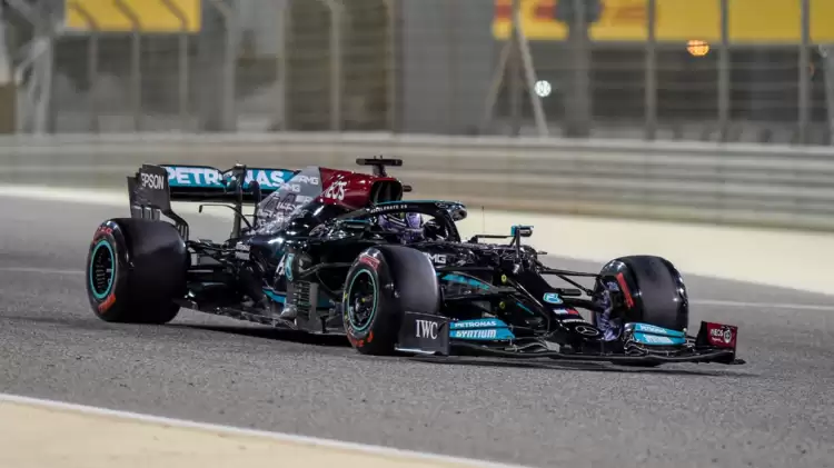 Mercedes pilotu Hamilton: "En hızlı biz değiliz"