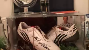 Podolski hayranı şaşkına çevirdi