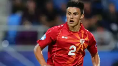 Eljif Elmas milli maçı boş geçmedi