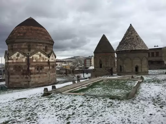 Erzurum'da sokağa çıkma yasağı getirildi mi? İşte güncel risk haritası... 