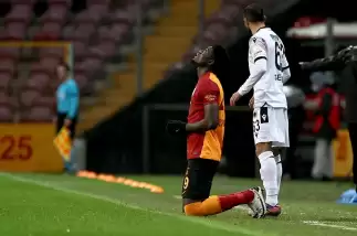 Galatasaray 8 dakika oynattı, milli takım kaptı! 