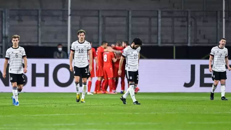 Almanya’yı eski Galatasaraylı ile eski Fenerbahçeli yıktı!