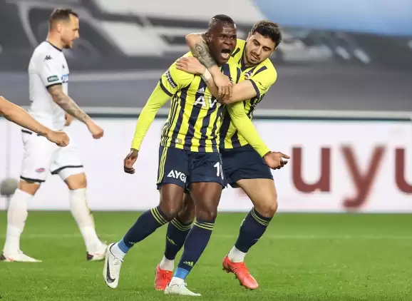 Fenerbahçe'nin Kadıköy'de 65 gün sonra yüzü güldü